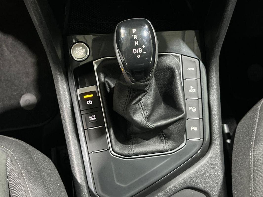 Volkswagen Tiguan - Photo 11