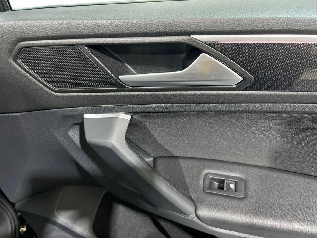 Volkswagen Tiguan - Photo 15