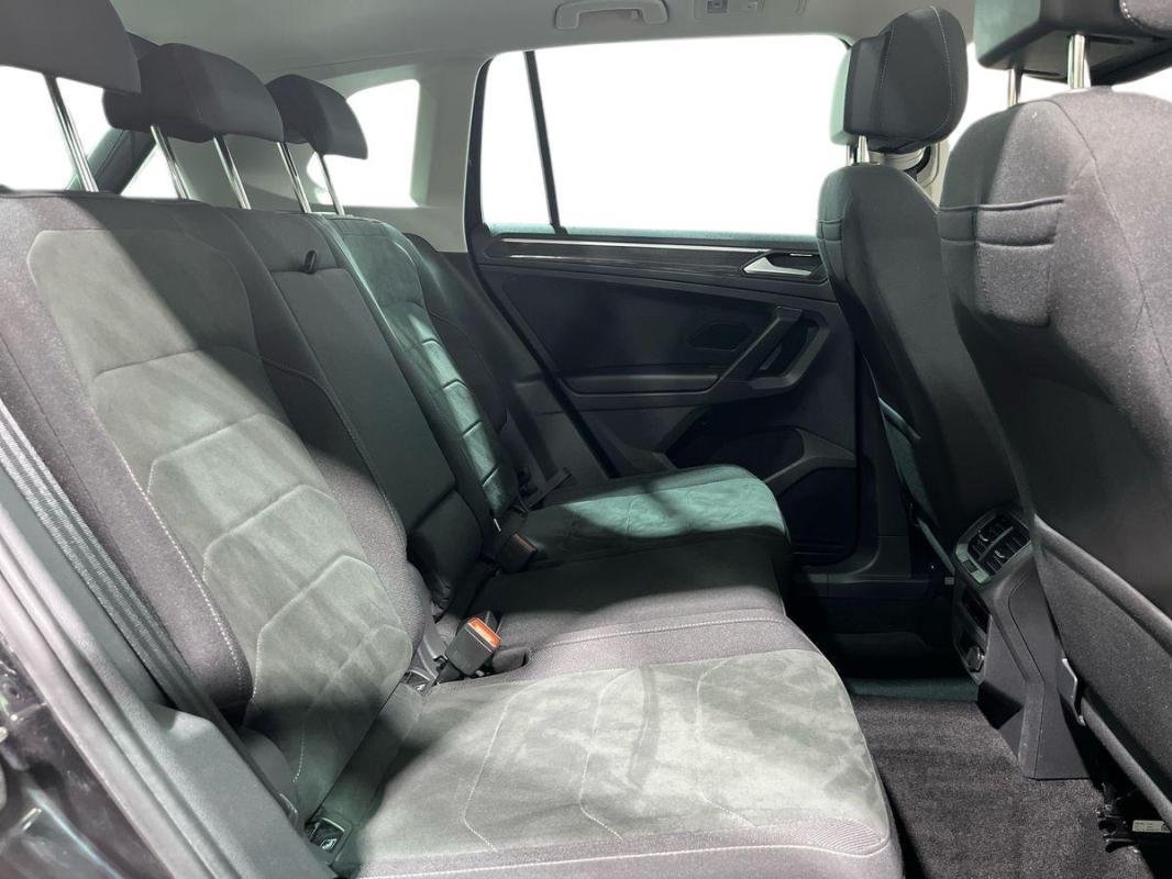 Volkswagen Tiguan - Photo 23
