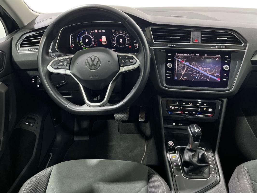 Volkswagen Tiguan - Photo 24