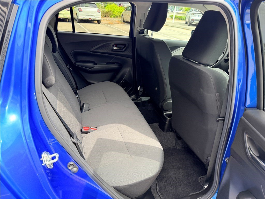 Suzuki Swift - Photo 12