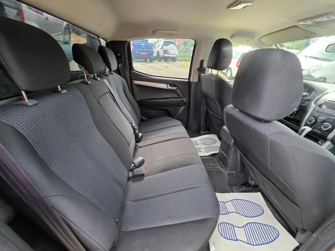 Isuzu D-max - Photo 18