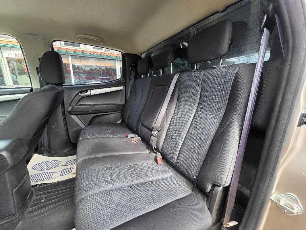 Isuzu D-max - Photo 20