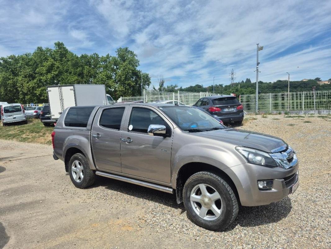 Isuzu D-max - Photo 3