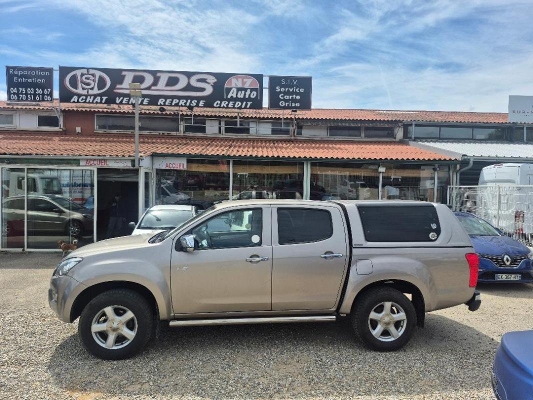 Isuzu D-max - Photo 9