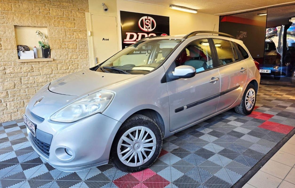 Renault Clio - Photo 1