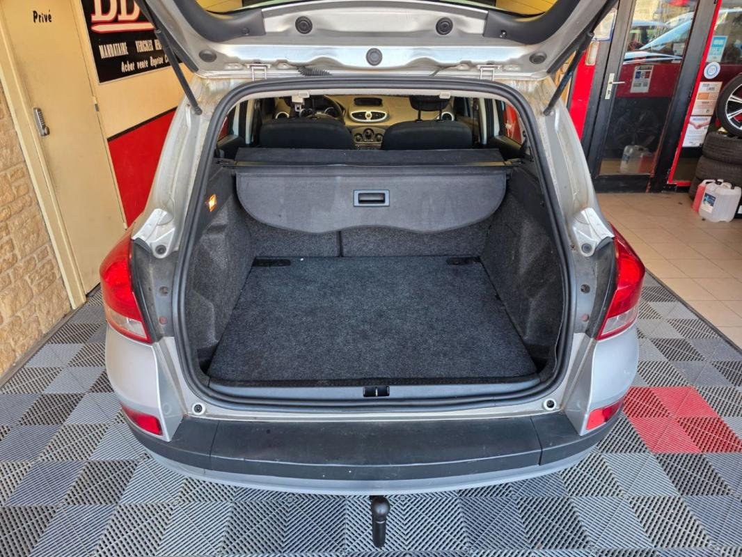 Renault Clio - Photo 12