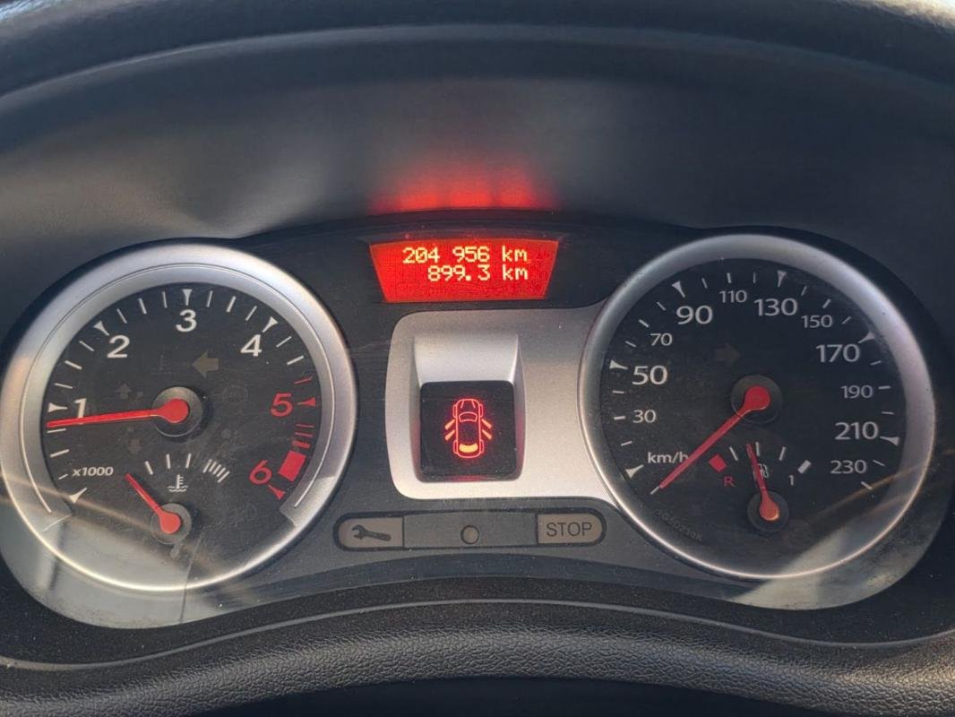 Renault Clio - Photo 18
