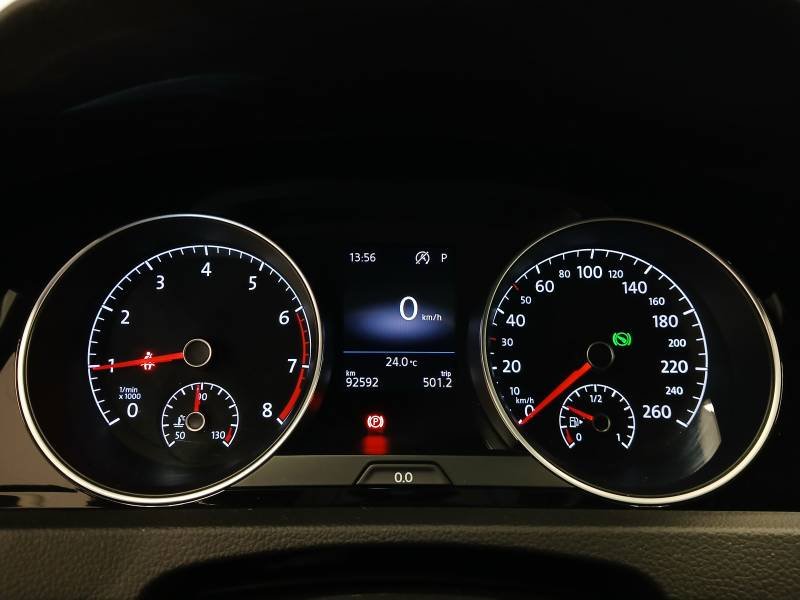 Volkswagen Golf - Photo 22