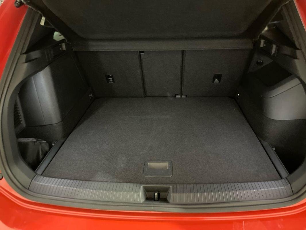 Volkswagen Tiguan - Photo 31