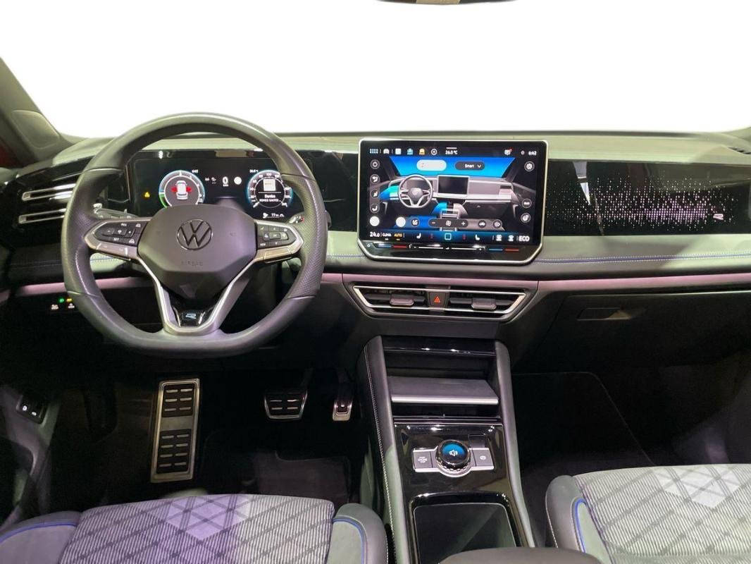 Volkswagen Tiguan - Photo 8