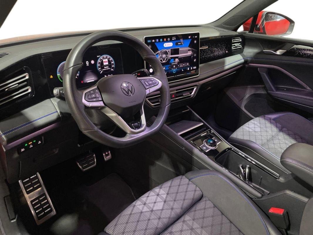 Volkswagen Tiguan - Photo 9
