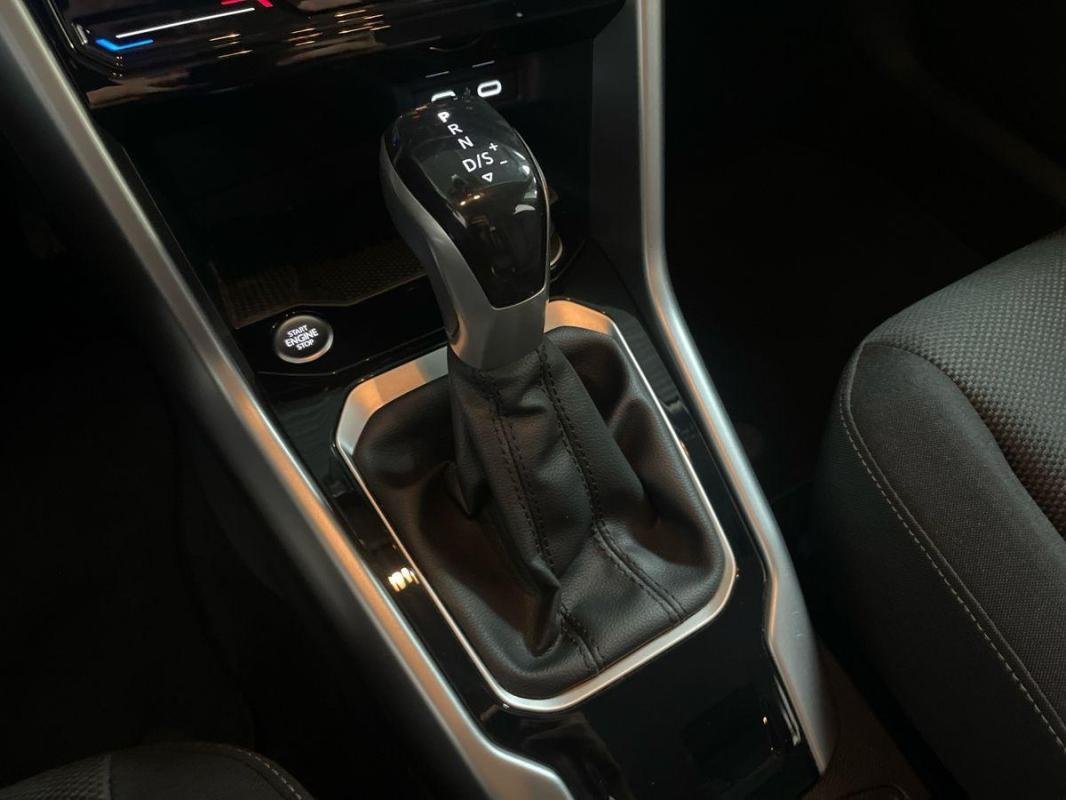Volkswagen T-Roc - Photo 11
