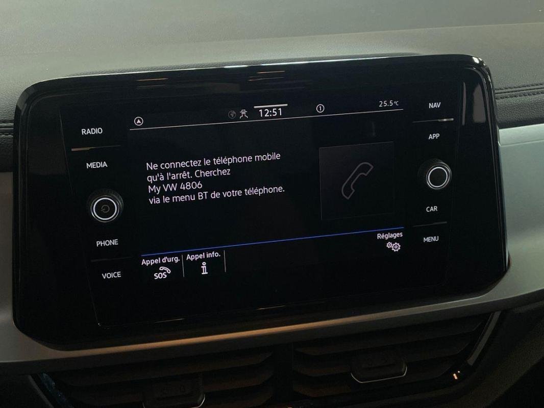 Volkswagen T-Roc - Photo 17