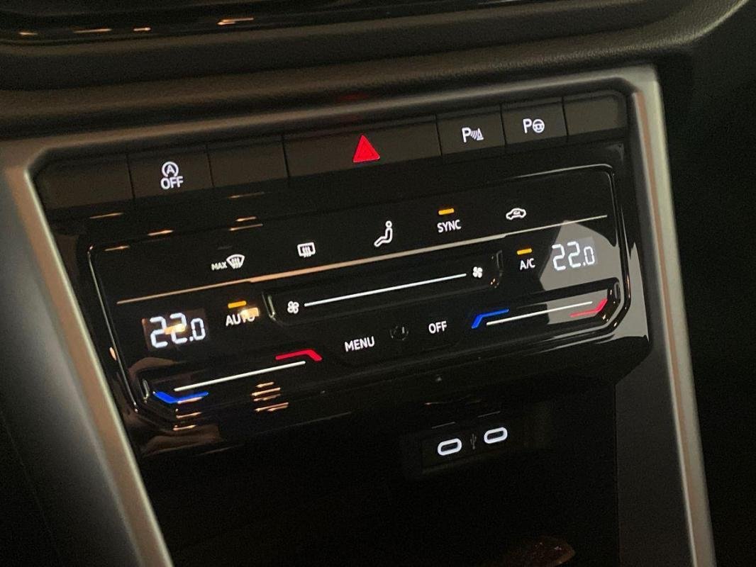 Volkswagen T-Roc - Photo 19