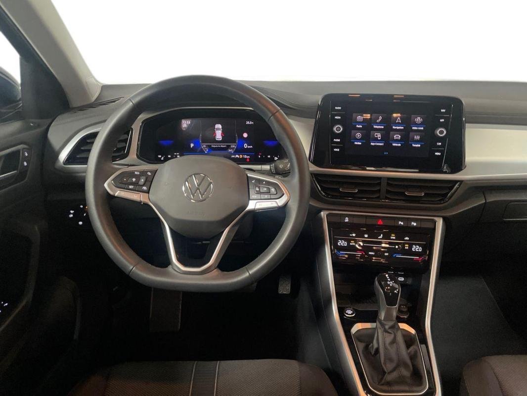 Volkswagen T-Roc - Photo 24