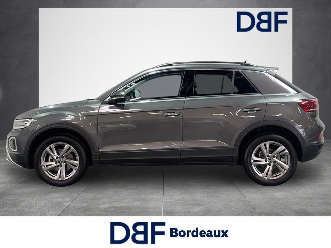 Volkswagen T-Roc - Photo 2