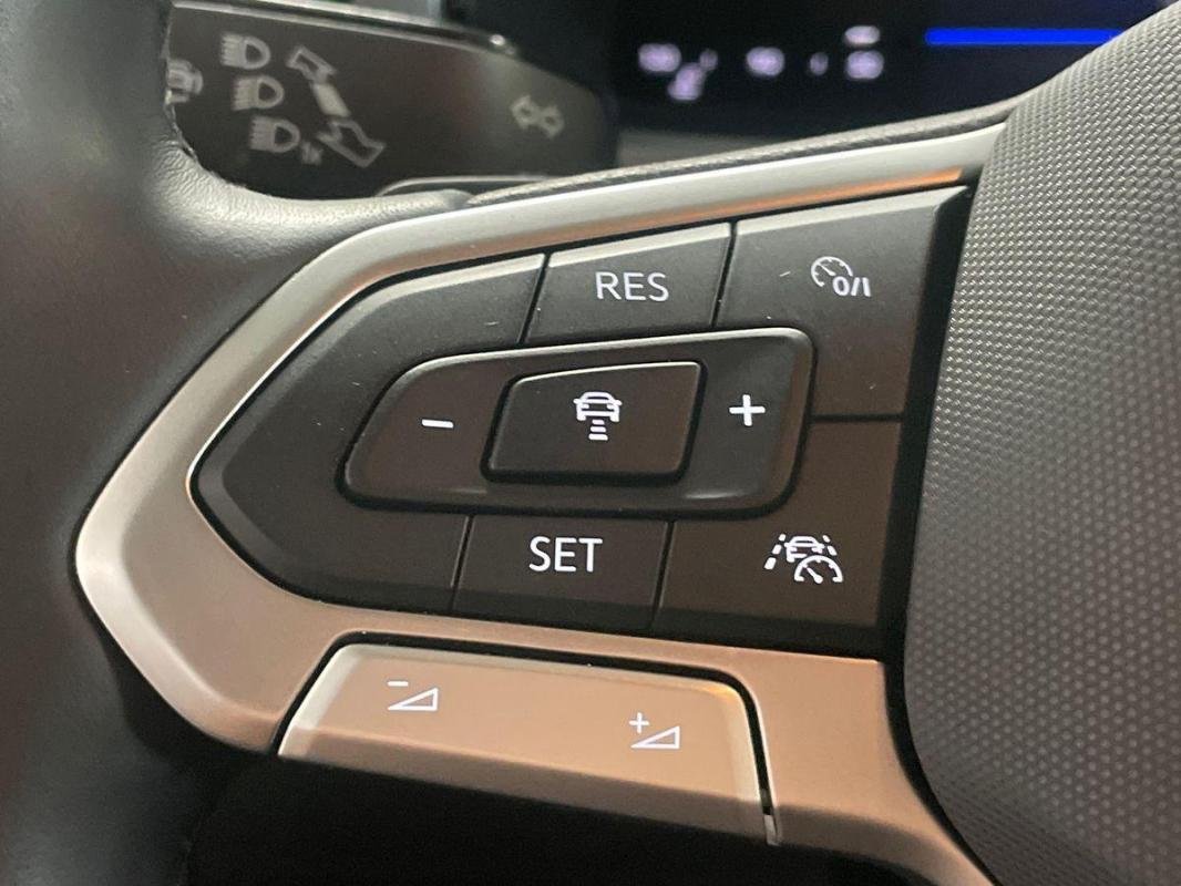 Volkswagen T-Roc - Photo 21