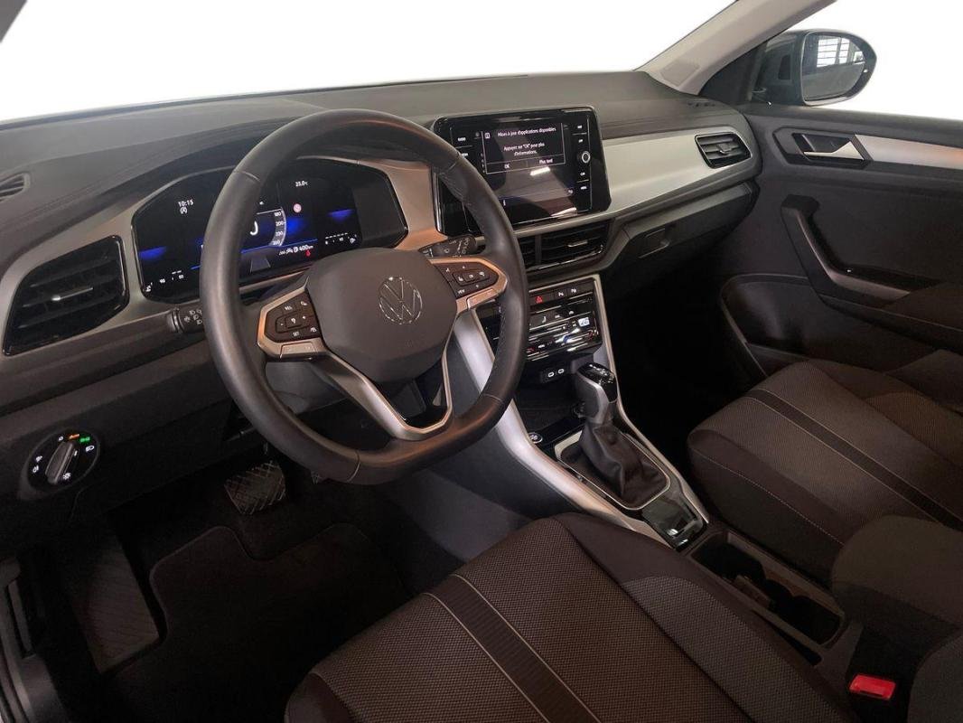 Volkswagen T-Roc - Photo 9