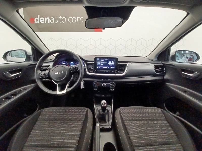 Kia Stonic - Photo 37