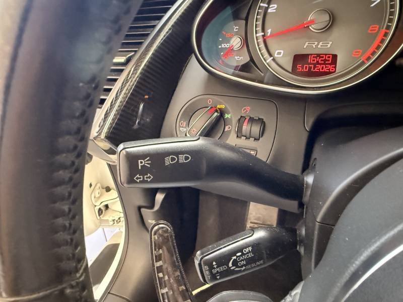 Audi R8 - Photo 16