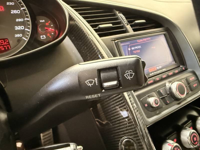 Audi R8 - Photo 17