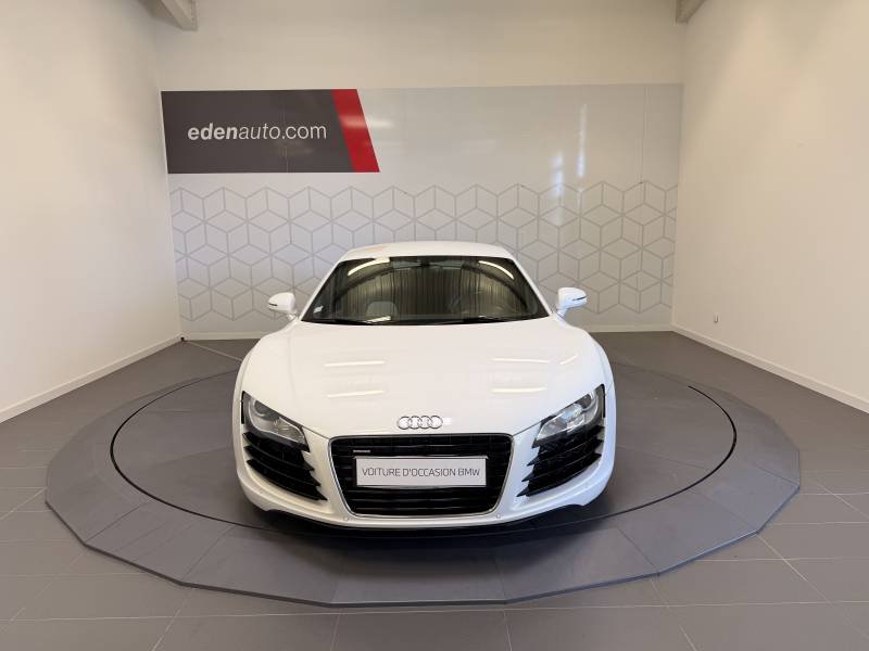 Audi R8 - Photo 2