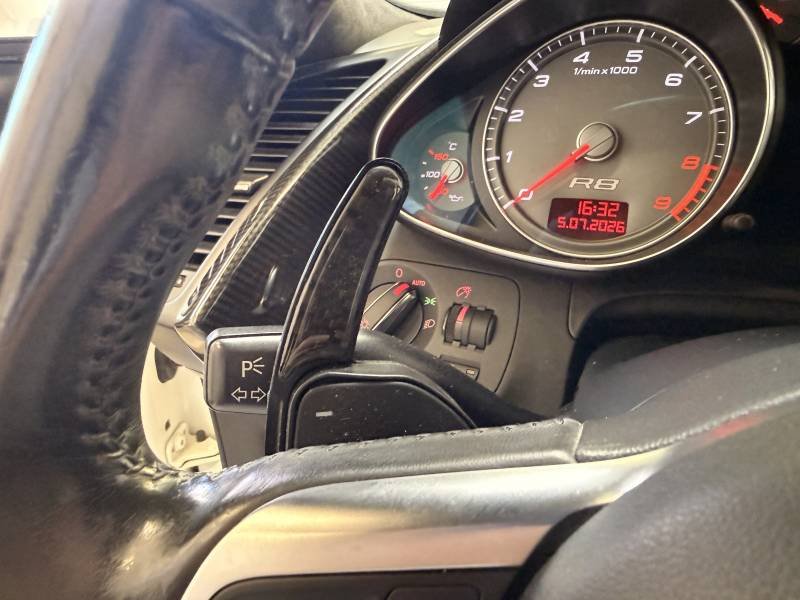 Audi R8 - Photo 25
