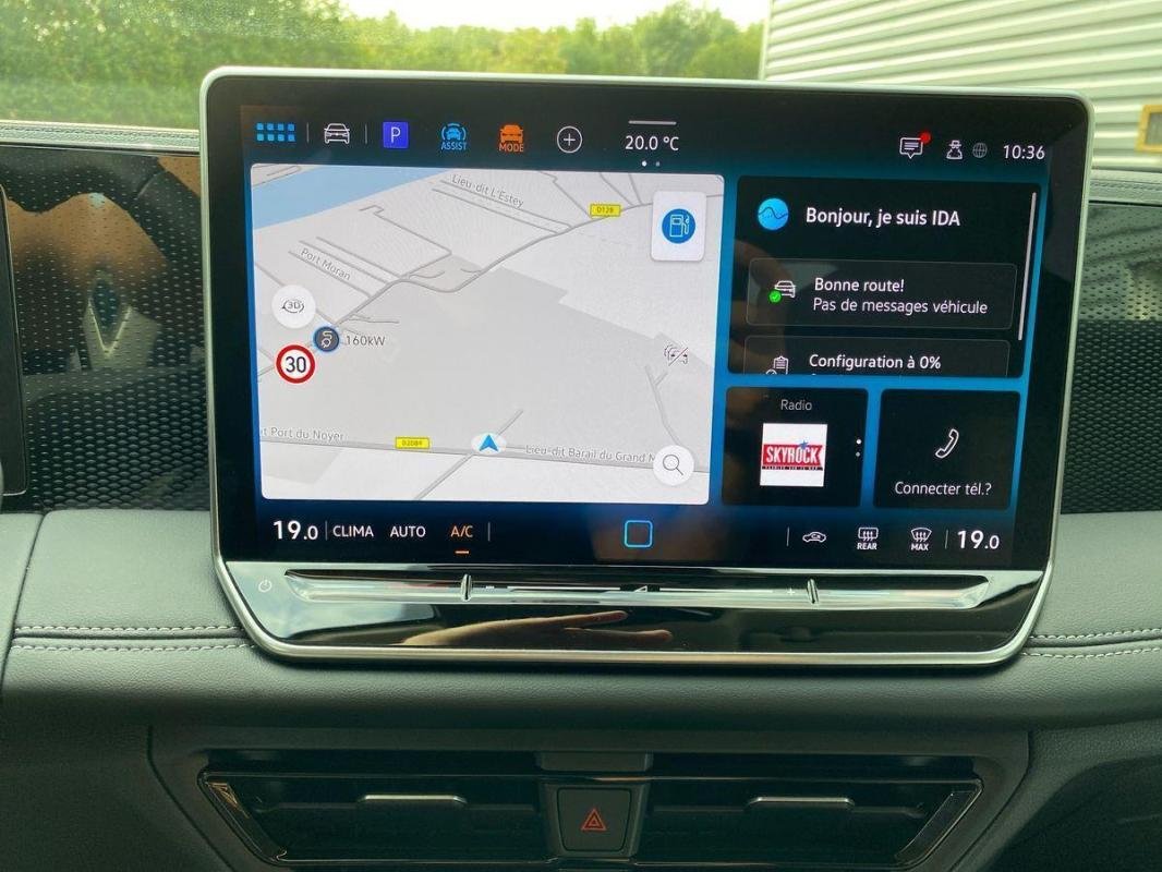 Volkswagen Tiguan - Photo 11