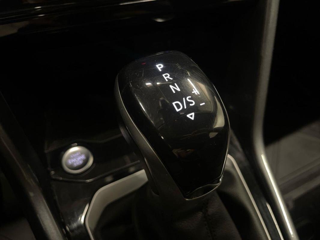 Volkswagen T-Roc - Photo 12
