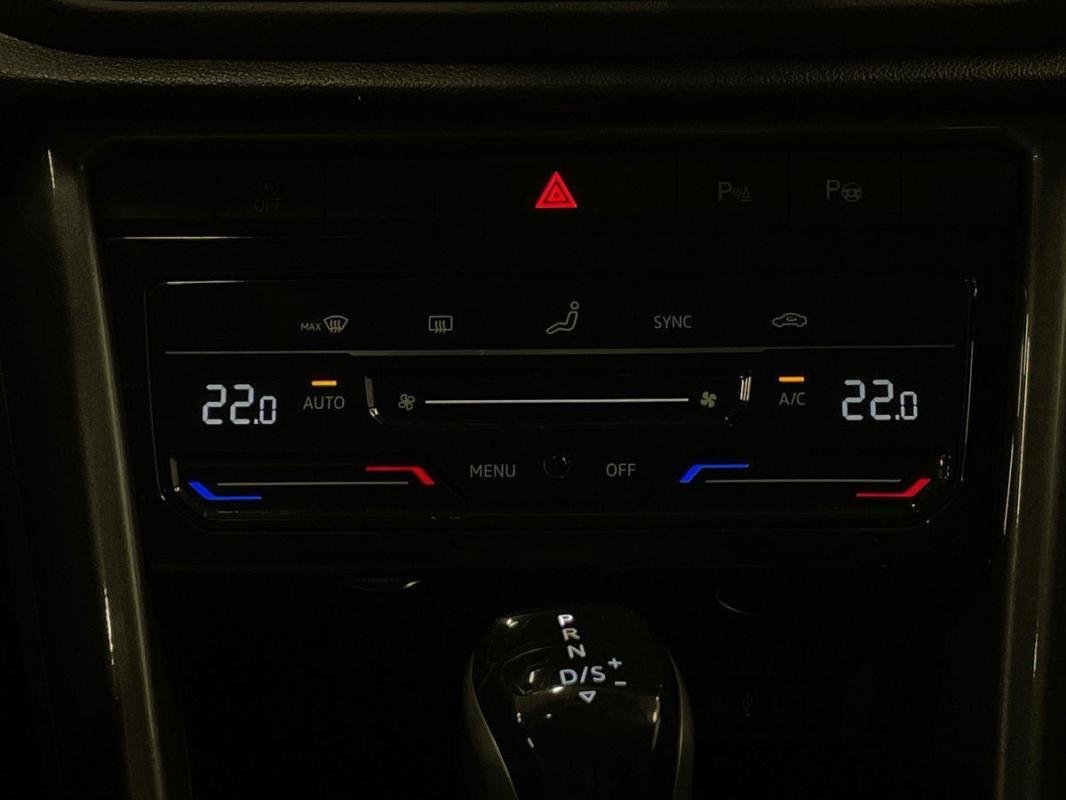 Volkswagen T-Roc - Photo 20