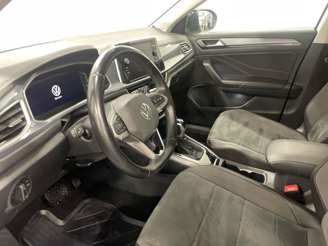 Volkswagen T-Roc - Photo 10
