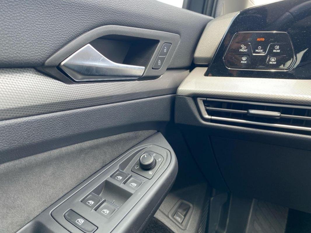 Volkswagen Golf SW - Photo 15