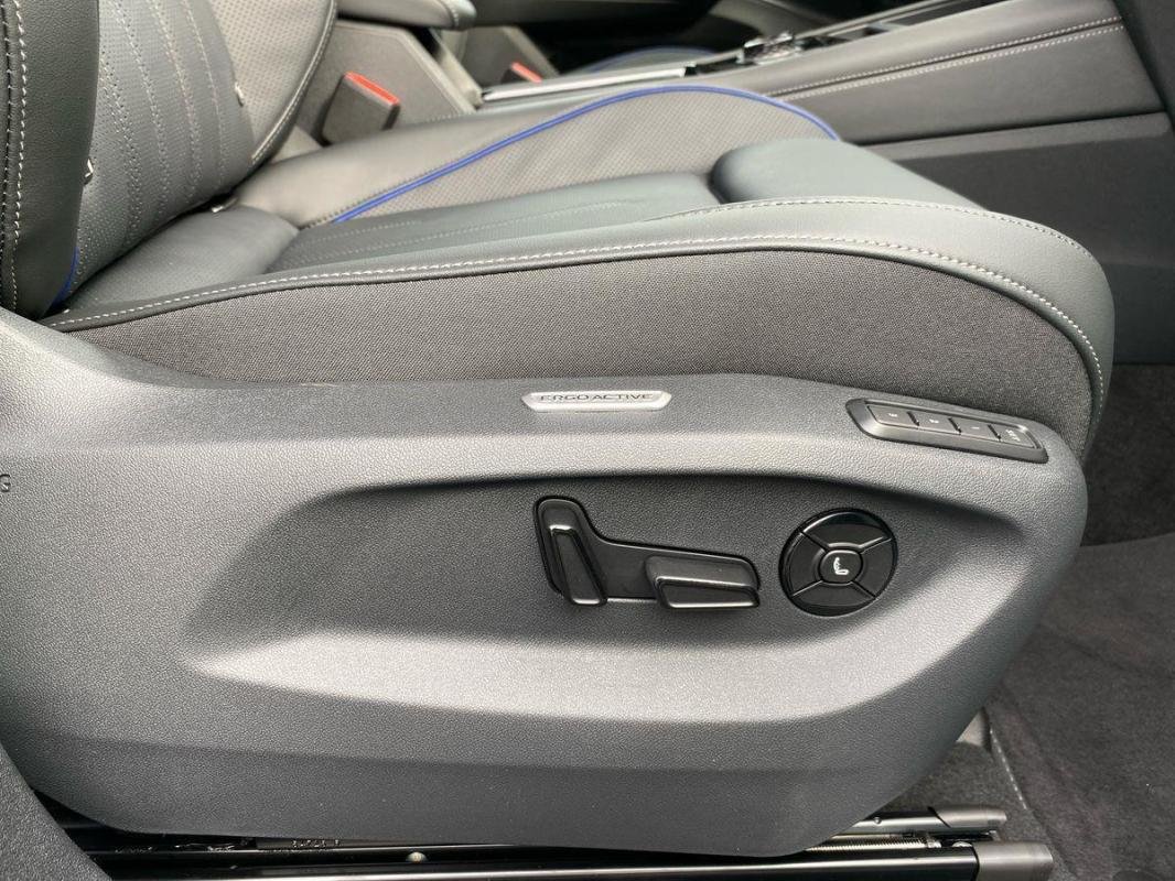 Volkswagen Tiguan - Photo 14