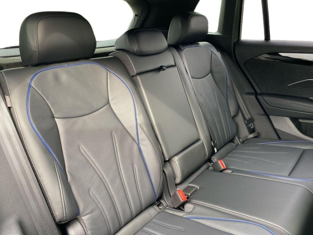 Volkswagen Tiguan - Photo 23