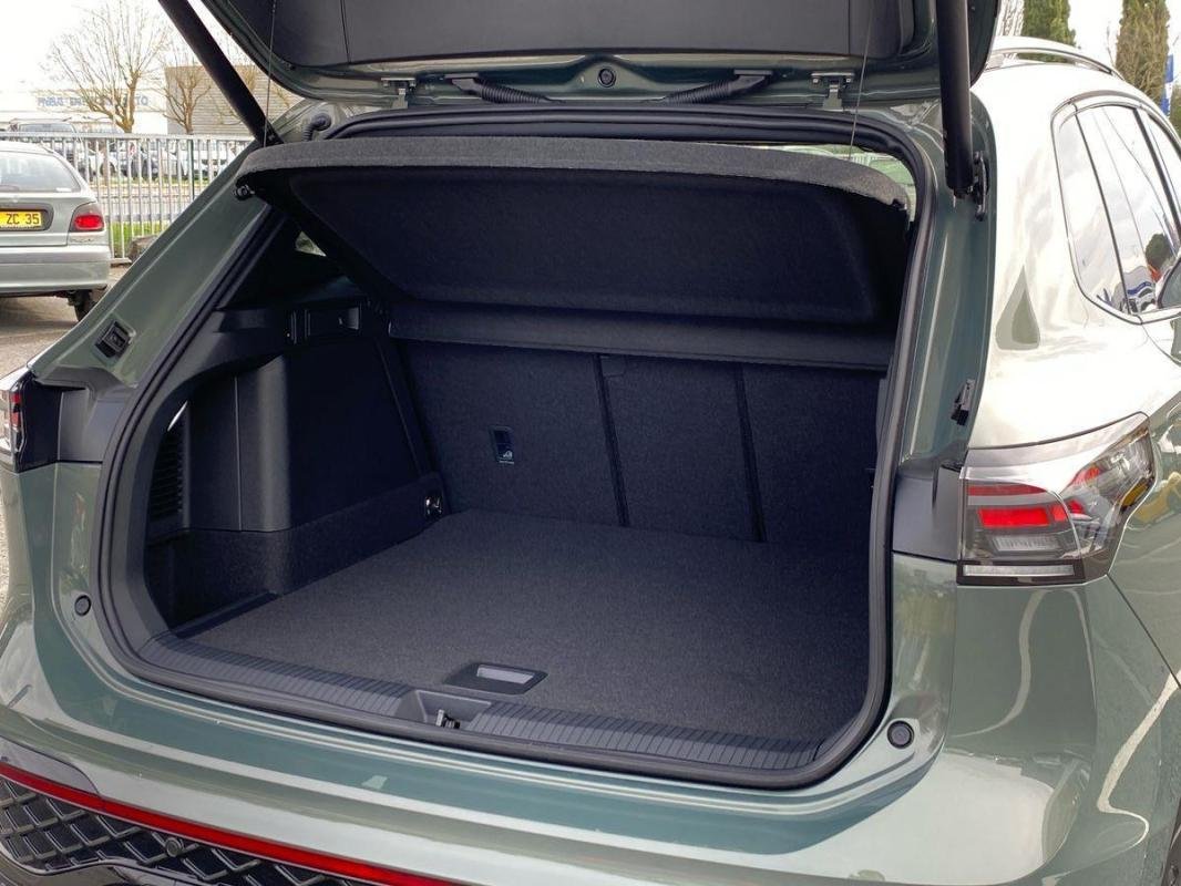 Volkswagen Tiguan - Photo 32