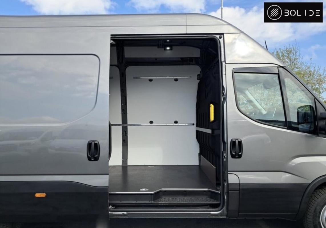 Iveco Daily - Photo 8