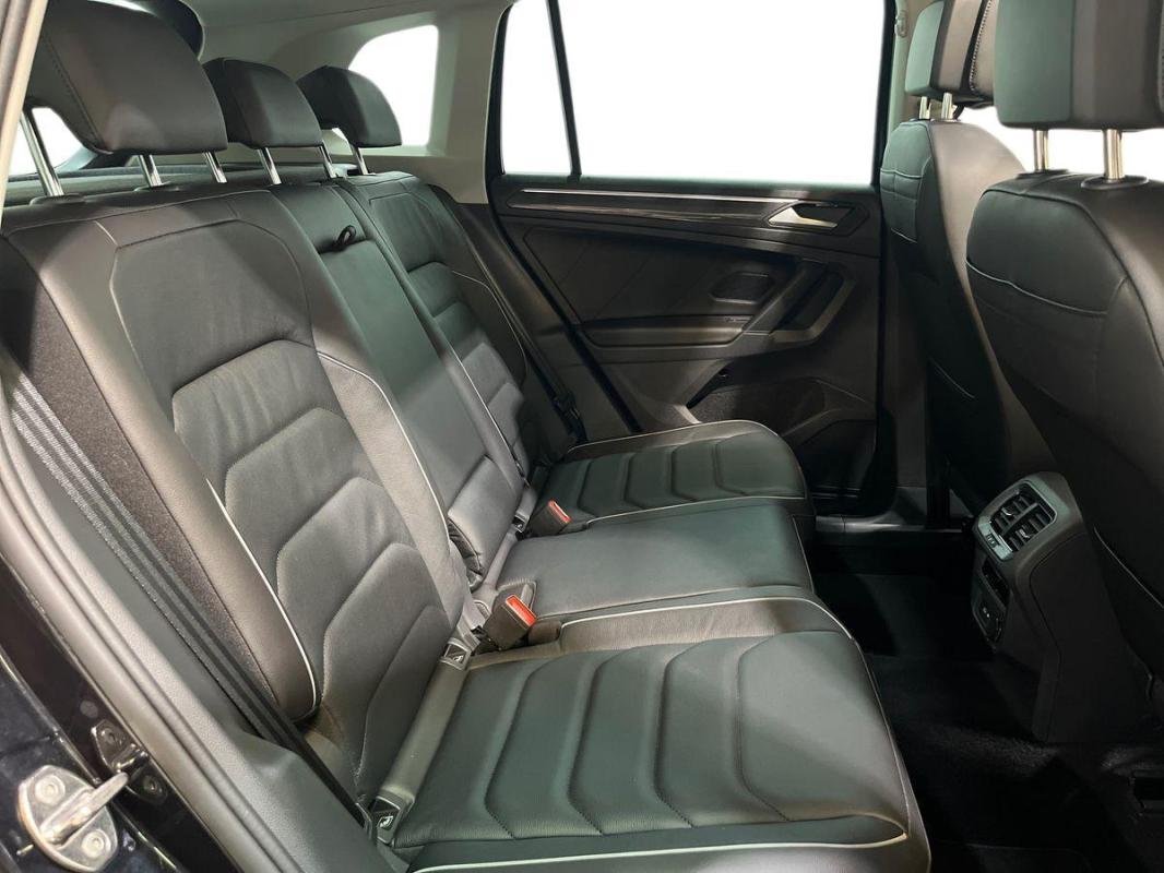 Volkswagen Tiguan - Photo 23