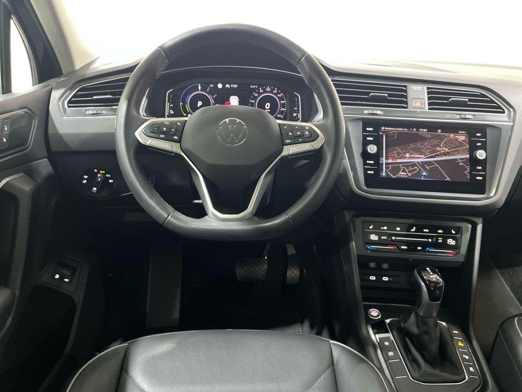 Volkswagen Tiguan - Photo 24
