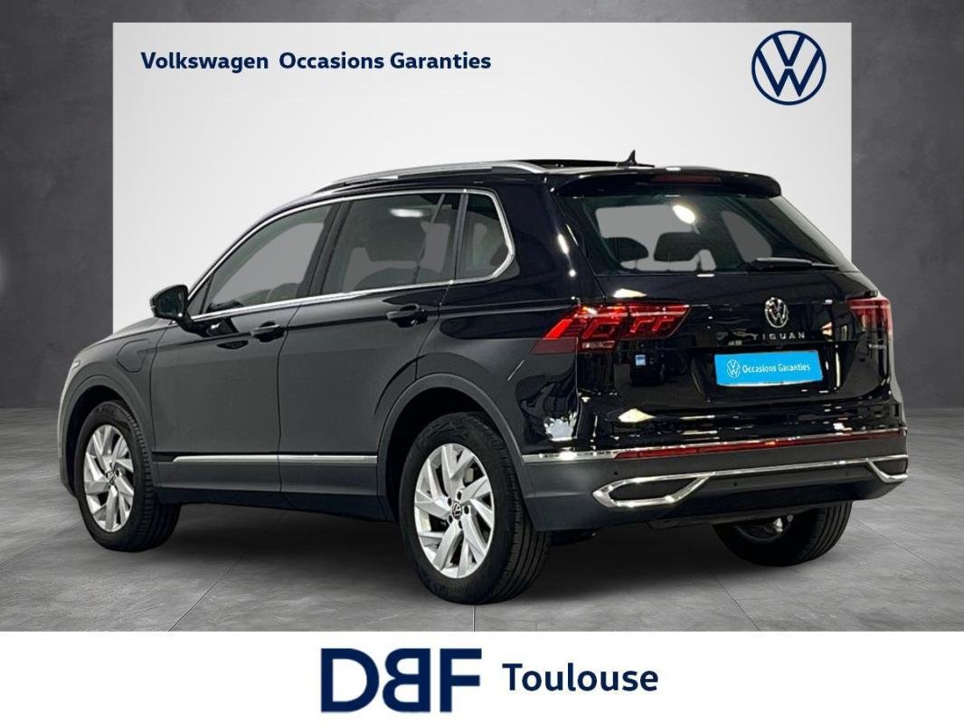 Volkswagen Tiguan - Photo 3