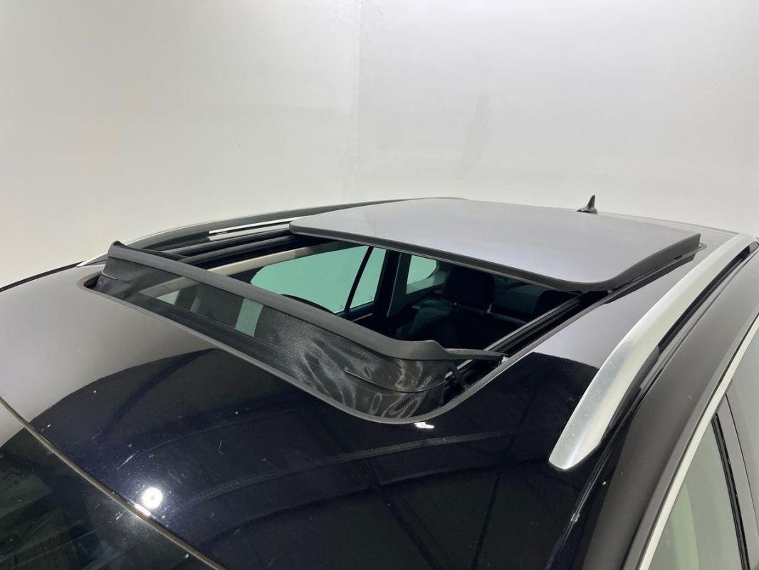 Volkswagen Tiguan - Photo 36
