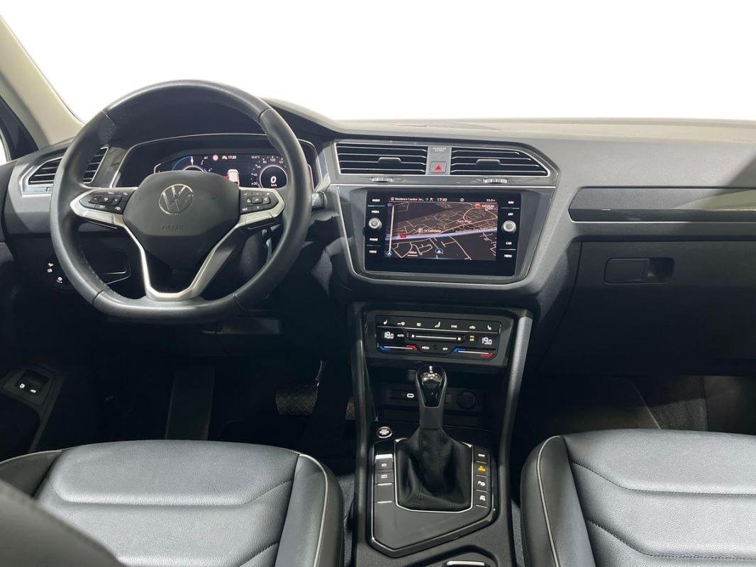 Volkswagen Tiguan - Photo 8
