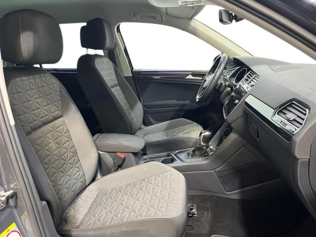 Volkswagen Tiguan - Photo 13