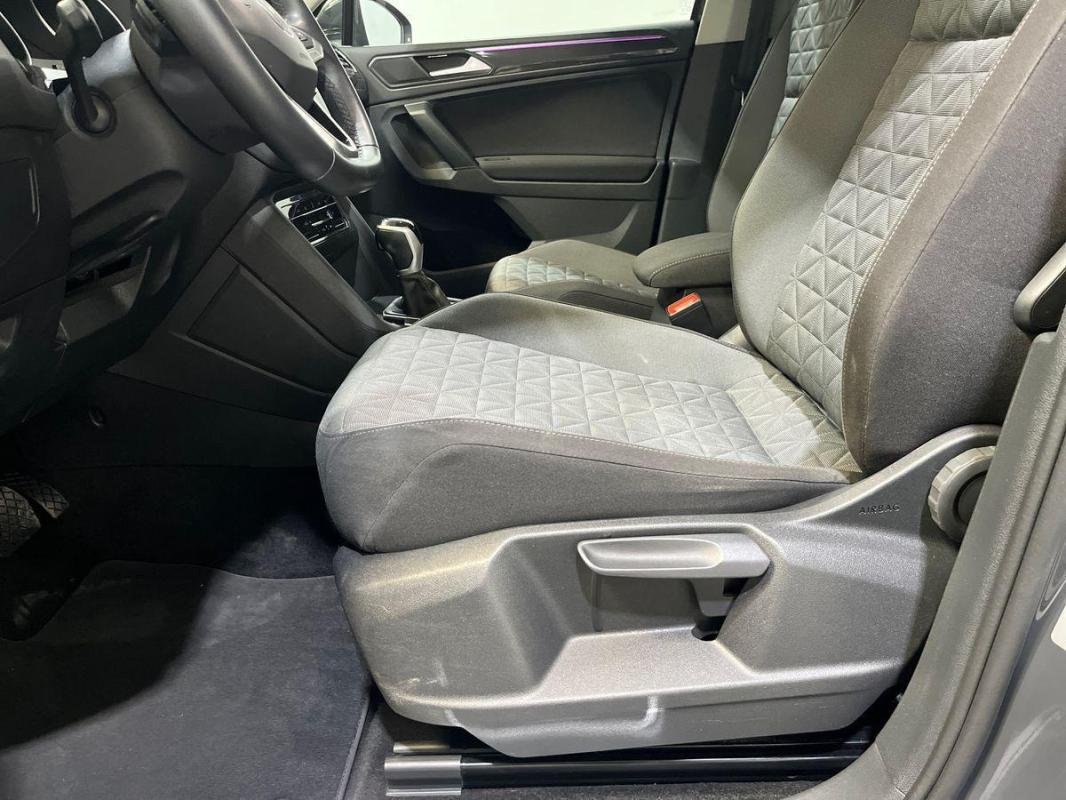Volkswagen Tiguan - Photo 14