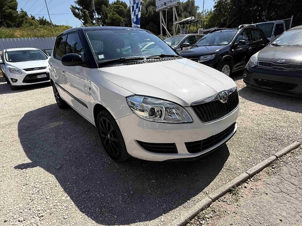 Skoda Fabia - Photo 2
