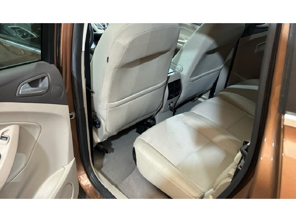 Ford C-Max - Photo 7