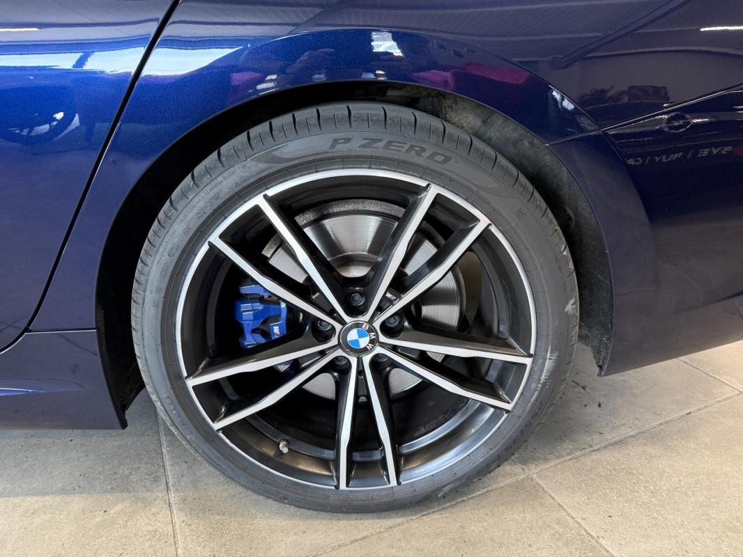 BMW Série 3 - Photo 32