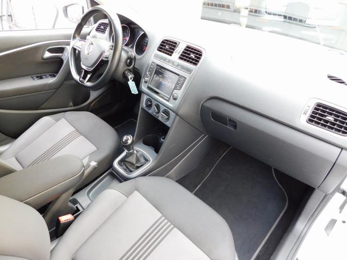 Volkswagen Polo - Photo 16