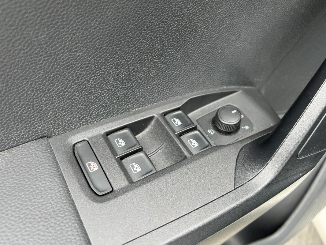 Seat Ibiza - Photo 7