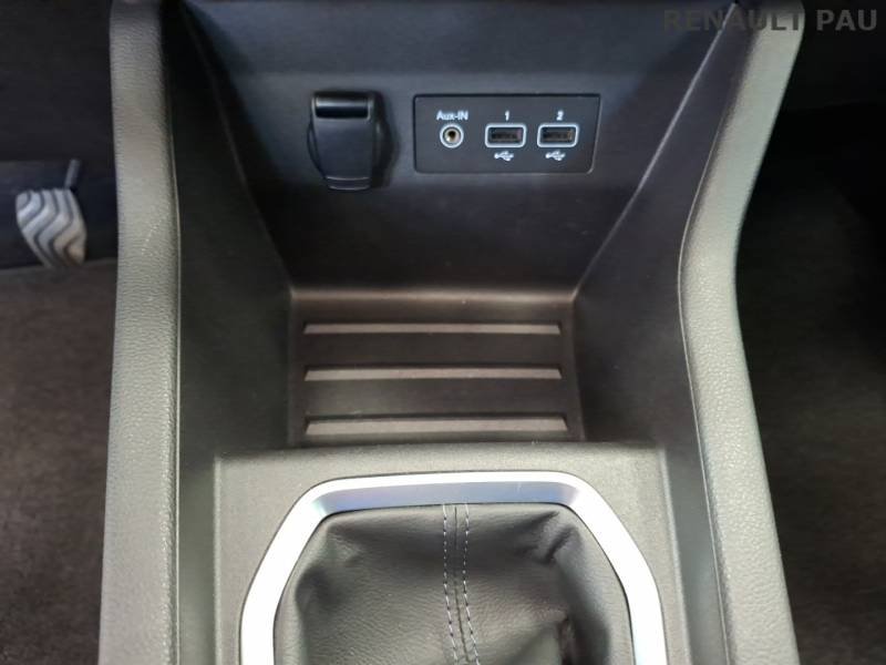 Renault Clio - Photo 23